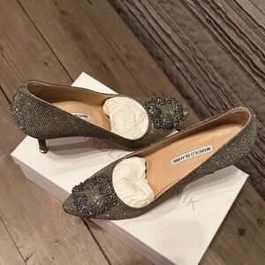 Manolo Blahnik Gold Crystal-Embellished Pointed Pumps